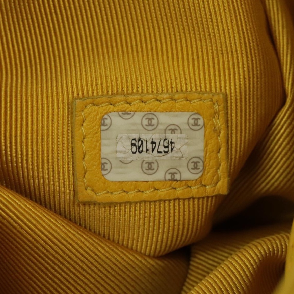 CHANEL Matelasse Hand Bag Lamb Skin Yellow - Picture 14 of 16